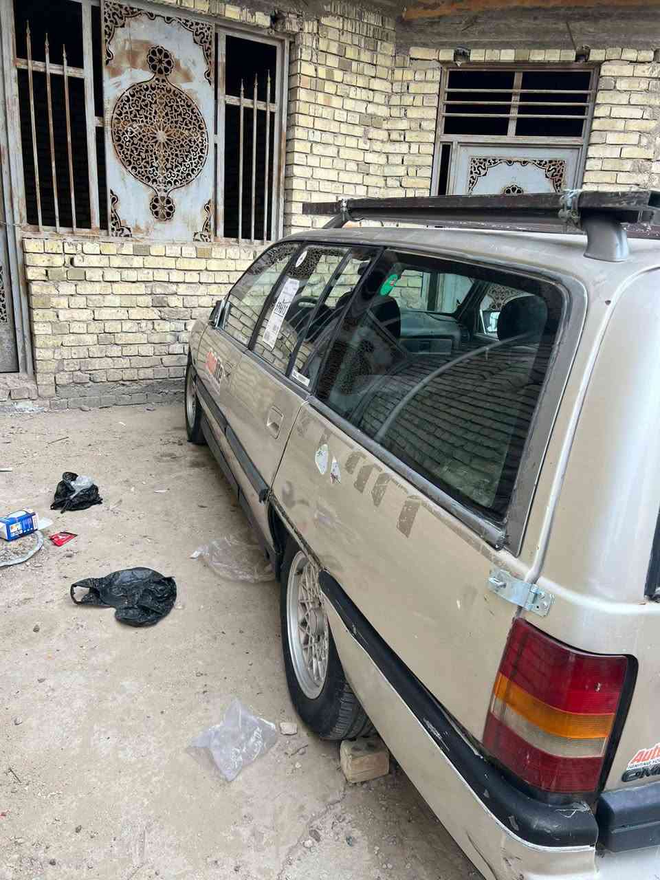 السلام عليكم
سياره أوبل اومكا موديل 87 
محرك 2000 كير ومحرك مكفول ترايك للبصره رقم السياره كركوك 
السعر 18 ورقه  وبيها مجال 
لتواصل ***********
