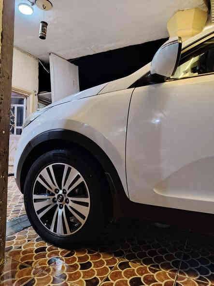 سلام وعليكم سبورتج موديل 2016
رقم بغداد فول مواصفات ما عدا البصمه

فقط قطعه صبغ بيها الباب الخلفي باقي كفاله السعر 177 بيها مجال بسيط 

 محرك الفين دوش رقم الهاتف ***********
