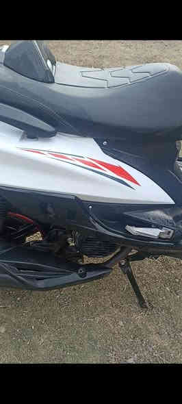 دراجة كوست نضيفة كلشي مابيها دبل إشارة بيها و مدرعة تشتغل سلف السعر خاص للستفسار على ***********
