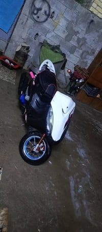 دراجة ماكس عدلة للبيع شغال نكرة السعر ٣٥٠مكان بغداد المشتل الشراي يتصل...