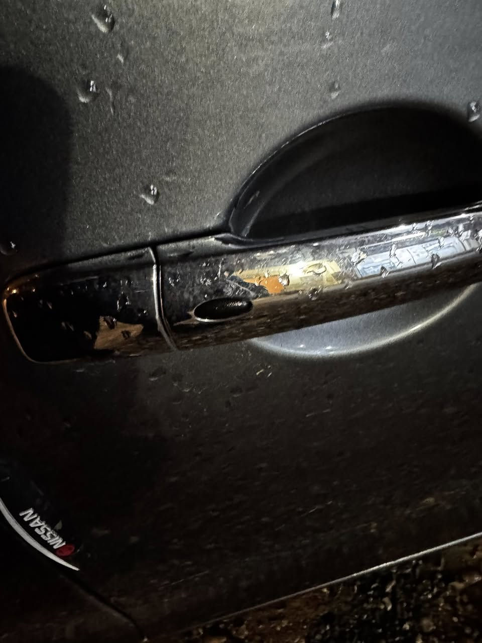 نيسان سنترا 2017. مواصفات sv.  سياره بدون حادث كلين تايتل مبدل بنيد نفس لون أثر سقوط طابوكه سياره بصمه تشغيل بصمة ابواب. 3 وضعيات قياده  رقم سليمانيه مميز الانكليزي. سنويه بأسمي تحويل ثاني يوم سياره خير من الله دون نقص. كير مكينه كفاله عامه. المكينه الجبيره   سنويه لحد 2030 ماشي 151 الف مبدل دهن مكينه جديد دهن كير جديد  مابيها كل نقص. السعر 117 وبيها مجال. (رقم مميز) تواصل *********** او ***********. او تواصل خاص
