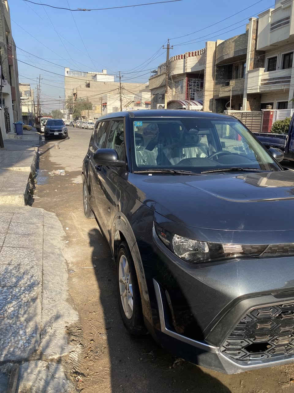 السلام عليكم
كيا صول موديل 2025وارد أمريكي حادثها باب وجاملغ مبدلات بنفس اللون وصبغ نص بنيد بدون ايرباك سليم بدون شواصي اولغود

ماشية ٢٥ الف مكينة 2000 دوش تحكم استيرن نظام توقف ذاتي حساسات رادارات جانبية نظام يكو شاشة كامرة دواره رقم النكليزي الجديد ابسمي مكاني بغداد الجديده السعر 157 وبيهامجال***********
