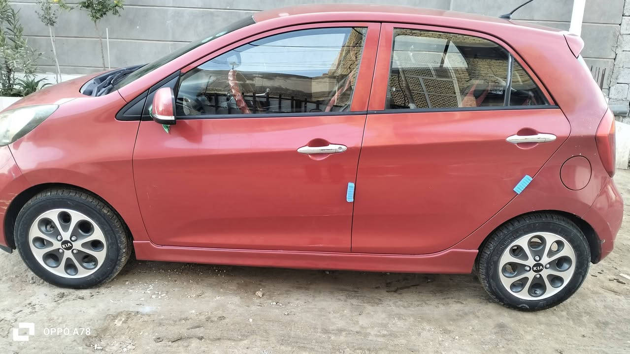 السلام عليكم كيه بيكانتو موديل 2013 رقم اربيل الجديد السياره خير من الله مكينه وكير وحداديه وتخم تاير جيس كلهن مكفولات المكان ديوانيه السعر 94 وبيهه مجال بسيط الستفسار على الرقم ***********
