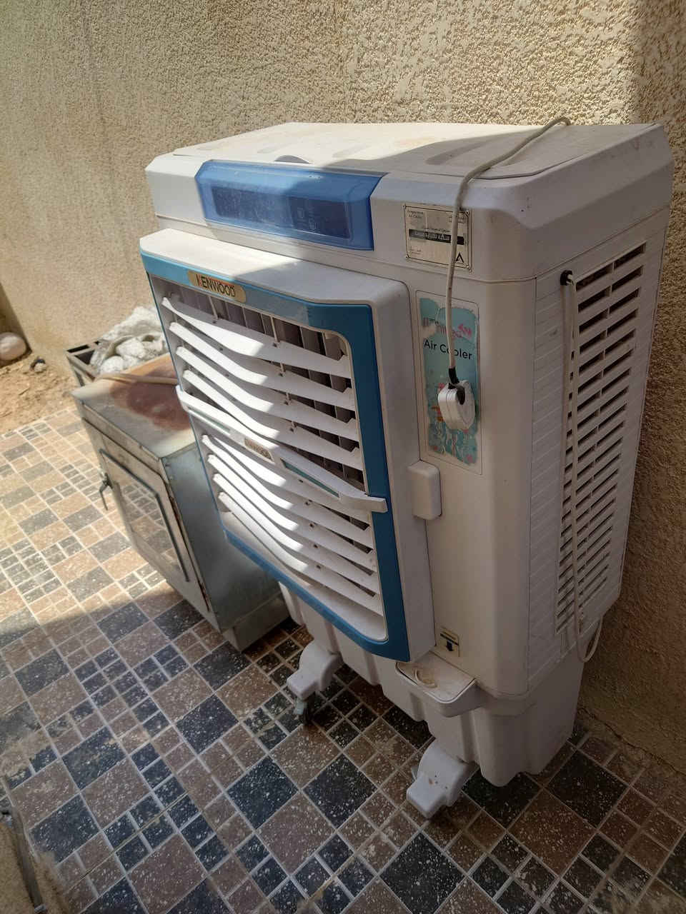 للبيع شغالات نظاف،
***********
