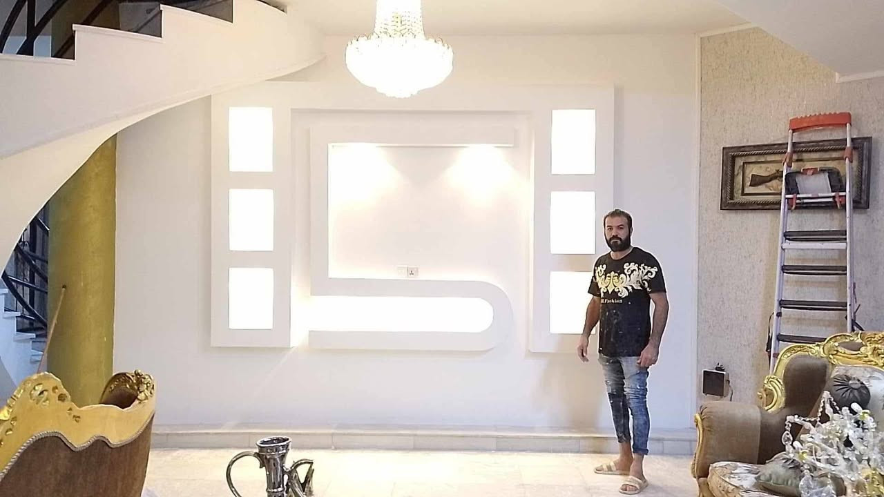 اعمال صبغ وديكورات وسقوف ثانوية وتغليف جدران باسعار مناسبة للاستفسار.  ع الرقم ***********
