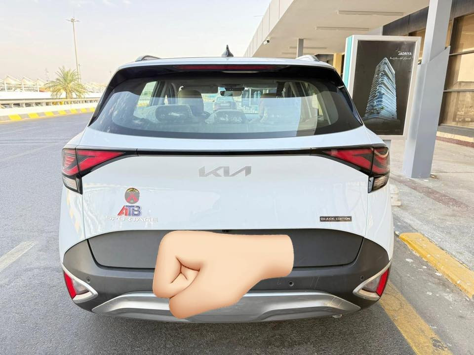 سبورتج 2024 فول موصفات 1/1 ماشيه 19 رقم أربيل سياره جديده بمعنى الكلمه بنوراما سياره خليجيه مكفوله كفاله عامه سعرها 237 مكان سياره بغداد اني مكلف بنشر ***********
