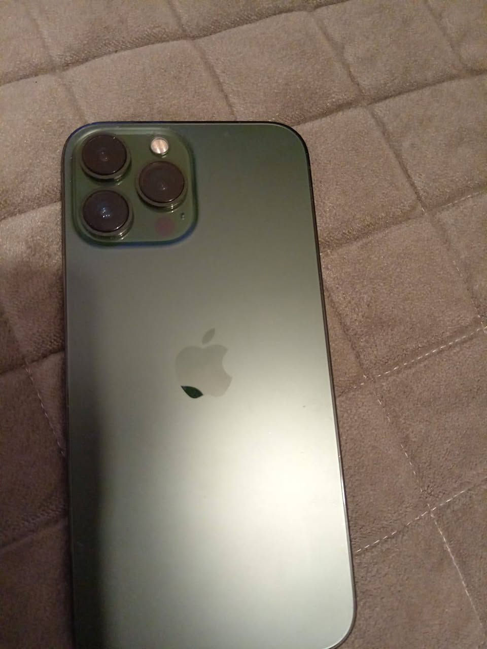 اسلام عليكم ايفون 13 برو ماكس ذاكره 256 بطاريه 78 ماستر كارتونه ويا  ممفتوح جهاز نضيف مكاني بغداد  *********** رقم
