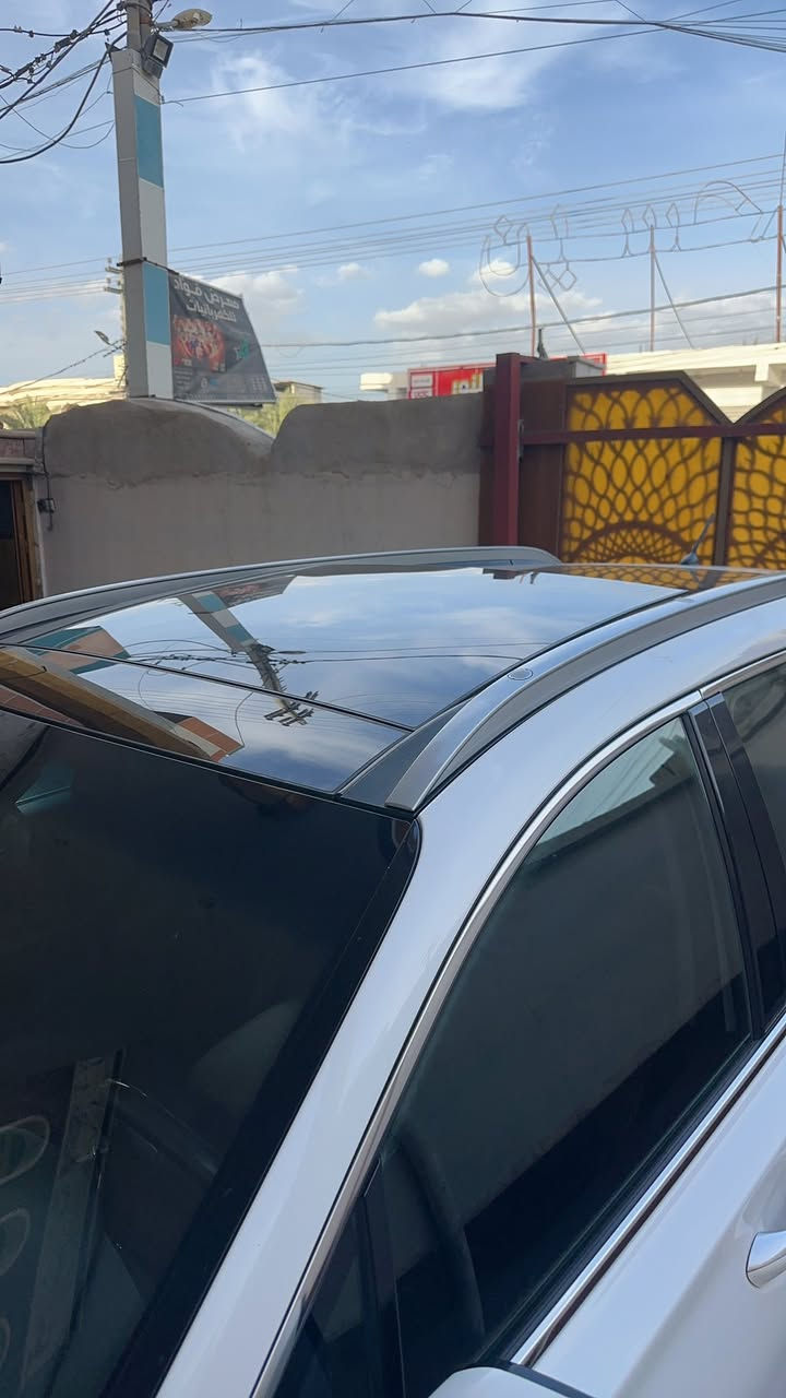 السلام عليكم 
للبيع سنتافي
موديل 2020 خليجي
رقم بغداد بسمي تحويل ثاني يوم 
فول مواصفات 1/1
السعر 230 $ وبيه مجال 
بانوراما 
6V  مكينه 
مكفوله من الضربه والصبغ والتبديل 
جنطه كهربائيه 
تبريد 3 قطع 
كامره خلفيه 
نضام سبورت 
كشنات كهرباء 
وبعد بيه هوايه مواصفات 
مكان السياره البصره قضاء المدينه 
السعر 230$ وبيه مجال 
***********
***********
