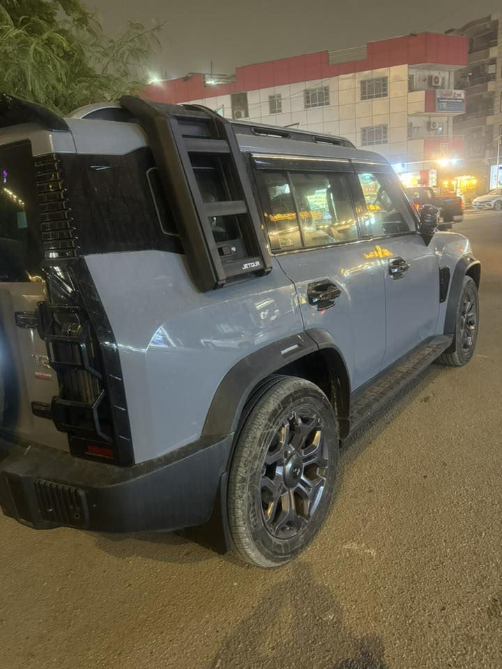 جيتور T2 لكچري ( بلس ) فوول 

موديل 2025 لون سمائي مميز داخل صحراوي 

جديدة لوك كفالة عامة ماشية فقط 8 

بيهة سستم اكسسوارات اضافة بألف دولار ( كڤر بنيد - درع امامي - أريل - جنطة مع درج - كڤر سبير خلفي - جنح خلفي - مطريات - كڤرات اسود كاملة للمري والجامرلغات والبك لايت واليدات- أرضيات كاملة)  

السعر 43 مليون نهائي 

***********
