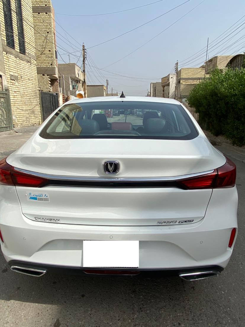 شانجان ايدو 2022 بلس فول الفول سيارة جديدة كلش و بدون اي نواقص 
مواصفات
 كامرات540 درجة _اشاير بالمري_بانوراما_زينون بلادي _شاشةكبيرة_عدادات دجتل_داخل احمر بلادي _بصمة_مري شفط_داخل جلد_ كراسي تبريد_كشن كهرباء_بعد بيه هواي مواصفات 
محرك 1400 تيربو المرغوب
كير محرك شواصي لغود  تبريد حدادية كله مكفول 
سيارة بيه فقط جاملغ الايسر بارد 
و الباب الايمن الامامي صبغ الباقي كله مكفول
السعر 112وبيه مجال
***********
