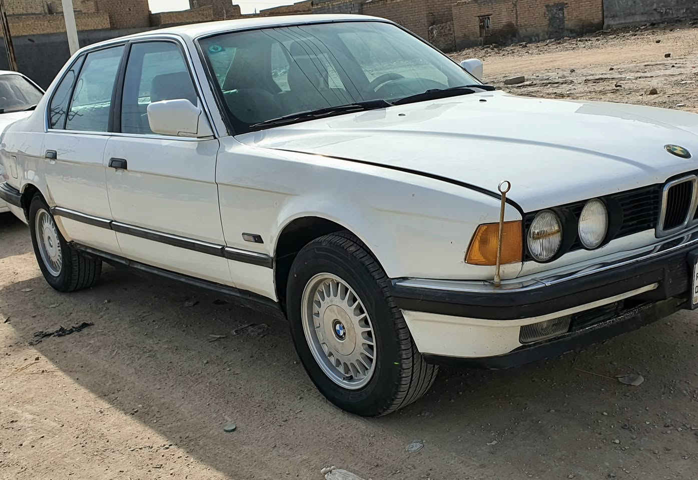 للإستفسار ***********
للمعلومة كير عادي السعر 37  
حداديه 100% 
مكان ناصرية
