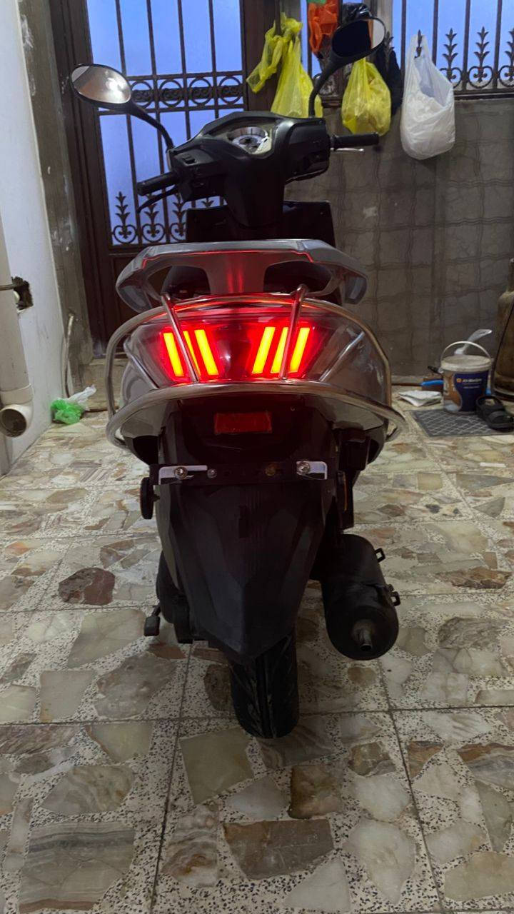 دراجه للبيع محرك ياباني مامفتوح نضيف ماعايزه بس ماكنيت دراجه نضيفه وحلوه بيه وكاله سعر 550 اليريده خيراسني ع واتساب ***********
