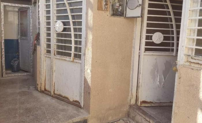 للايجــار طابق ونص كوت ثويني
ثلاث غرف وصاله ستقبال ملحقات
اجار400 📞 *********** 📞
