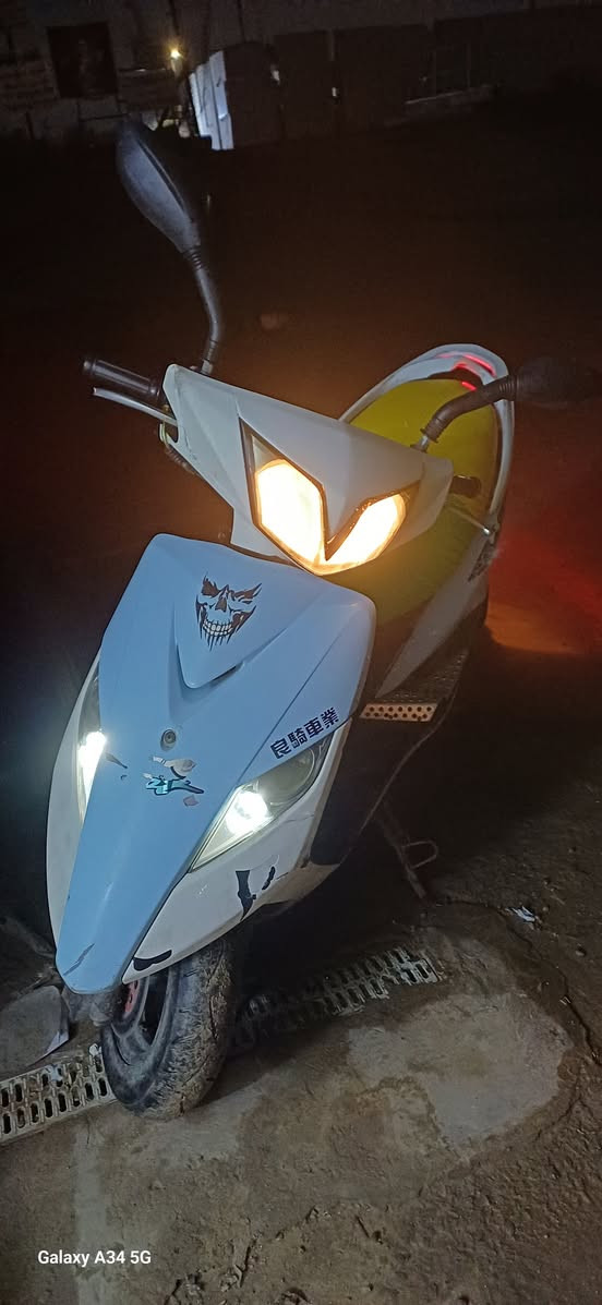 سلام عليكم دراجة ثعلب للبيع دراجة خير من الله اي نقص مابيها المكان بغداد الشعلة قطاع السابع السعر 500 موجود واتساب ***********
