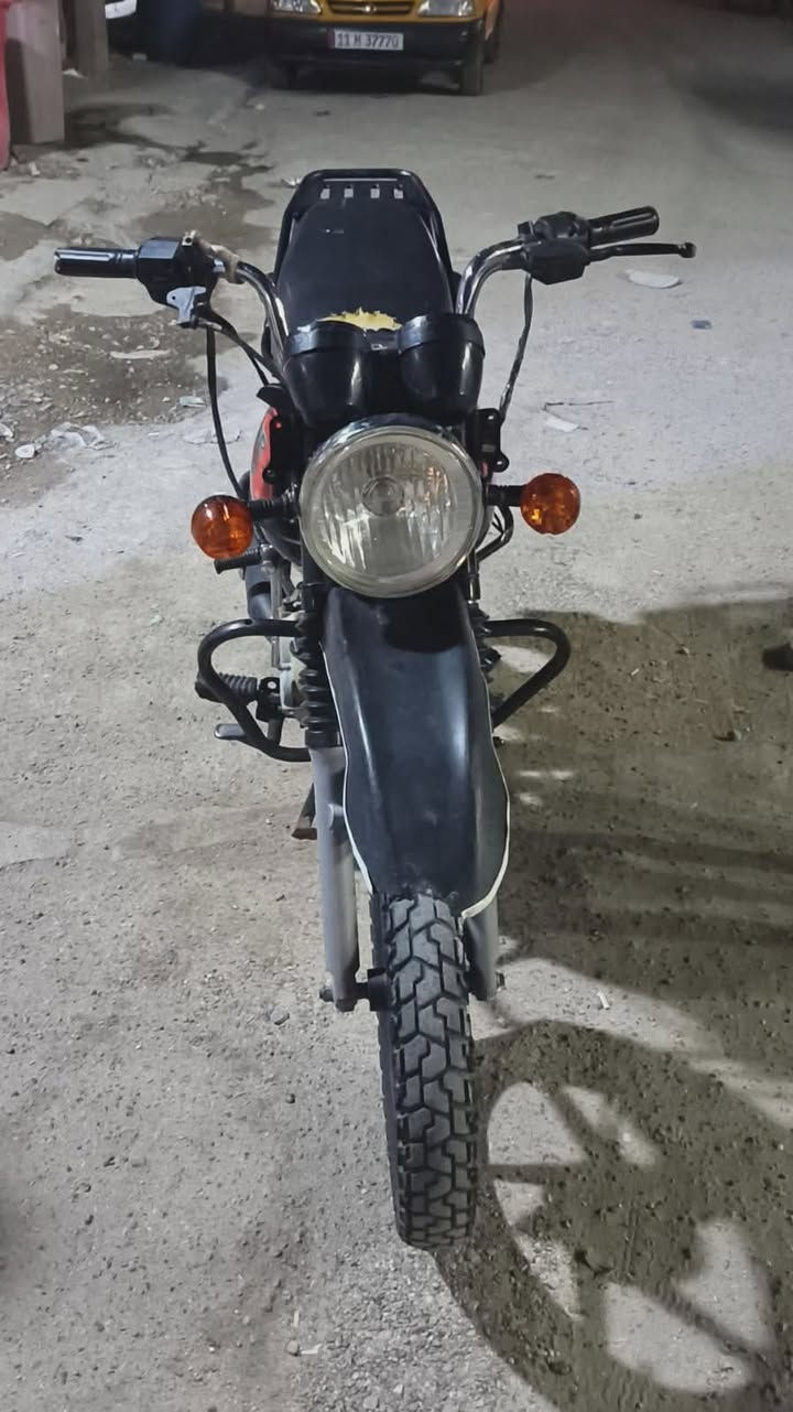 سلام عليكم شباب
بوكسر جبلي موديل 2019 مبدل بيها بوشه كهربائيات كلها شغاله دراجه اوراقها ضايعه اكفلك سرقه وعشائر العنوان بغداد مدينة الصدر الاورفلي 
(السعر550)


**إذا كنت صاحب هذا الإعلان وتريد حذفه لأي سبب، رجاءا أرسل رسالة إلى الدعم الفني**