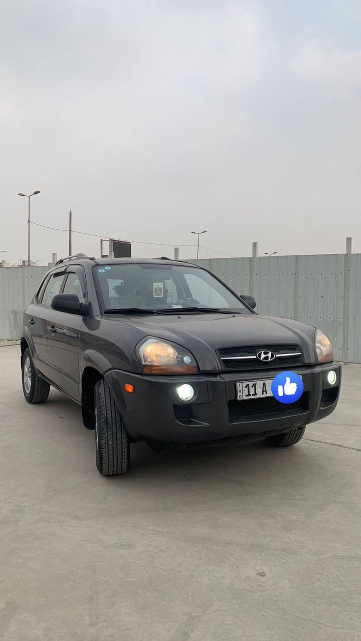 سلام عليكم توسان البيع وارد أمريكي حادثه مثل ما موضحه بل سونار سياره جديده عله وضع الشركه ماشيه 72 فقط السعر 118 وبيه مجال مكاني بغداد بياع حي لعلام  ***********هاذ رقمي اتصال وبيك خير وتدلل
