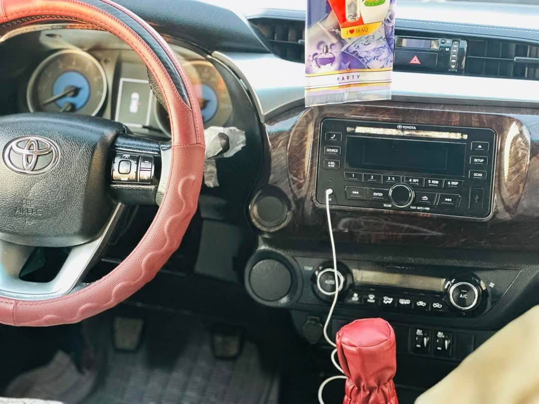 سلام عليكم بيكم سعودي موديل ١٩ ناصي رقم مثنى بأسمي سنويه ٢٠٣١  ضربته تبديل جاملغ وبنيد ولجاملغ صبغ وباب خلفي صبغ وبيه معجون قليل ***********
