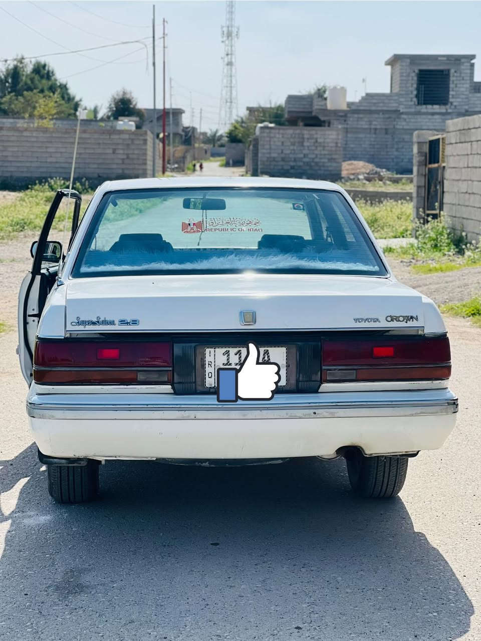 سلام عليكم سيدان للبيع بلاديه  موديل 1990رقم بغداد دولي سنويه 2030 مكفوله من الضربه والحادث والصبغ تخم تاير مكينه بلاديه تدفئه تبريد شغال السعر 57 وبيها مجال حك الجيه المكان ديالى السعديه 
هـ***********
