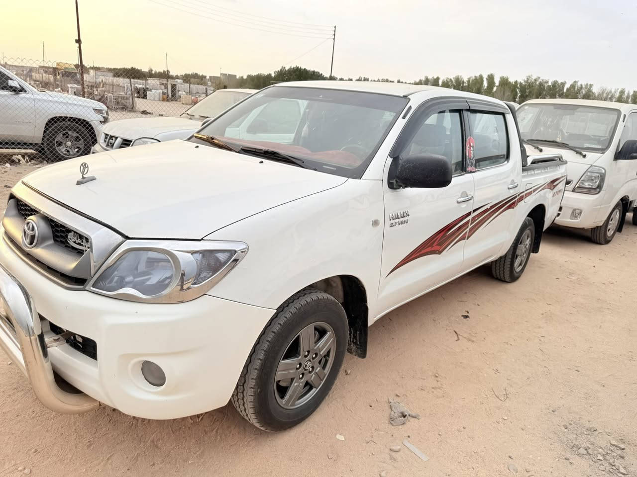 هايلوكس 2011 كير عادي رقم بصرة تحويل مباشر مكينة مجفته صار شهر سيارة مكفوله السعر 158ورقه مكاني البصره سفوان  ***********
***********
