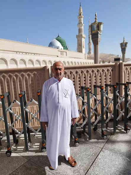 🕋 رحلة العمرة الرجبيه  مع شركه السيسبان للحج والعمرة  ✨
رحلتك للديار المقدسة تبدأ بخدمة تُرضي الله وتُريح القلب. 
🚍 البرنامج البري 
 موعد الانطلاق: يوم 12/28 عمرة شهر رجب 
💰 السعر: 900الف فقط نعم 900الف
🕰️ المدة: 10 أيام
🏨 السكن:
مكة المكرمة:5ليالي 6 أيام – منطقة محبس الجن
المدينة المنورة:2ليله  3 أيام – المنطقة المركزية قرب الحرم النبوي
🚍 باصات مريحة  أم السيوف 
🍱 الخدمات أثناء النقل:
تقديم وجبات الإفطار على طول الطريق ذهاباً وإياباً داخل الباص 

✈️ البرنامج الجوي
📅 موعد الانطلاق: لحين إكمال العدد يحدد الموعد 
💰 السعر: 1450 مليون وخمسون الف دينار عراقي
✈️ الطيران مباشر من بغداد أو النجف إلى المدينة المنورة
🕰️ المدة: 10 أيام
🏨 السكن:
المدينة المنورة: المنطقة المركزية قرب الحرم النبوي
مكة المكرمة: منطقة محبس الجن
👇👇👇الخــــدمــــات 👇👇👇
🕌 البرنامجين (البرّي والجوي) شاملان:
✅السكن المذكور اعلاه 
✅ وسائل النقل الخارجية والتجوال الداخلي
🍽️ ثلاث وجبات طعام منظمة أثناء الإقامة (أوبن بوفيه)☕️🍗🍎 ♦️هـدايـا للمـعتمرين ♦️
🧳 حقيبه كتف صغيره مع كتاب المناسك 
🕋 احرامات للرجال وجادر النساء
👳‍♂️ مرشد ديني 
🧑‍✈️ مرشد إداري مرافق للرحلة لتنظيم السكن والتنقلات 
 من شركه السيسبان حله حي الزهراء مقابل التقاعد للحجز والاستفسار يرجى الاتصال 
☎️ ***********
☎️ ***********
☎️ ***********
☎️***********
☎️***********
