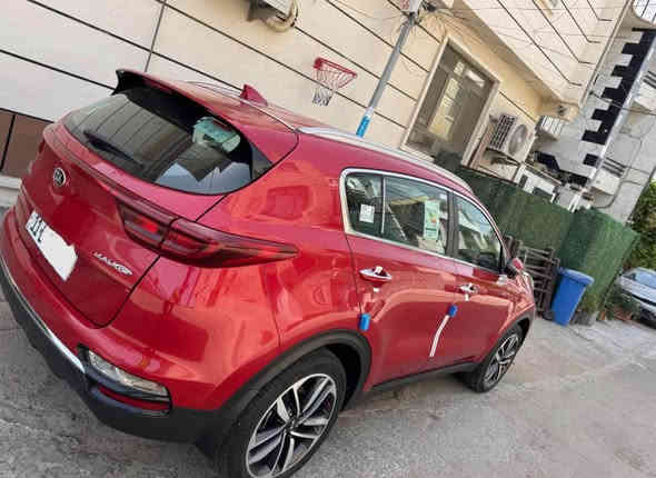 كيا سبورتج
2020 شركة الدولية خليجي
لون احمر
2000 دوش قطعتين تبريد
شاشة جبيرة
كامرة دوارة
حساسات امامي خلفي
داخل جلد حمصي
سيارة كلش جديدة كفالة من الصبغ والبارد
ماشية 60 الف كيلو
رقم بغداد باسمي 
السعر : 203 بها مجال بسيط
مكان السيارة : بغداد الدورة
للأستفسار : ***********
أو : *********** بغداد
