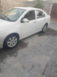 نيسان اورفان • نيسان • نيسان 2013 • سيارة للبيع • نيسان مكينة كورولا •...