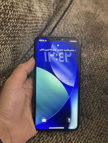 السلام عليكم 
ايفون ١١ برو ماكس
ذاكرة ٢٥٦
بطارية ١٠٠٪؜ مبدل اصلي شرط
 (دبل سيم) 
لون اسود 
نظافة ٩٠٪؜
مبدل شاشة وبطارية فيس متوقف
السعر ٢٣٥ الف بي مجال
رقمي ***********
