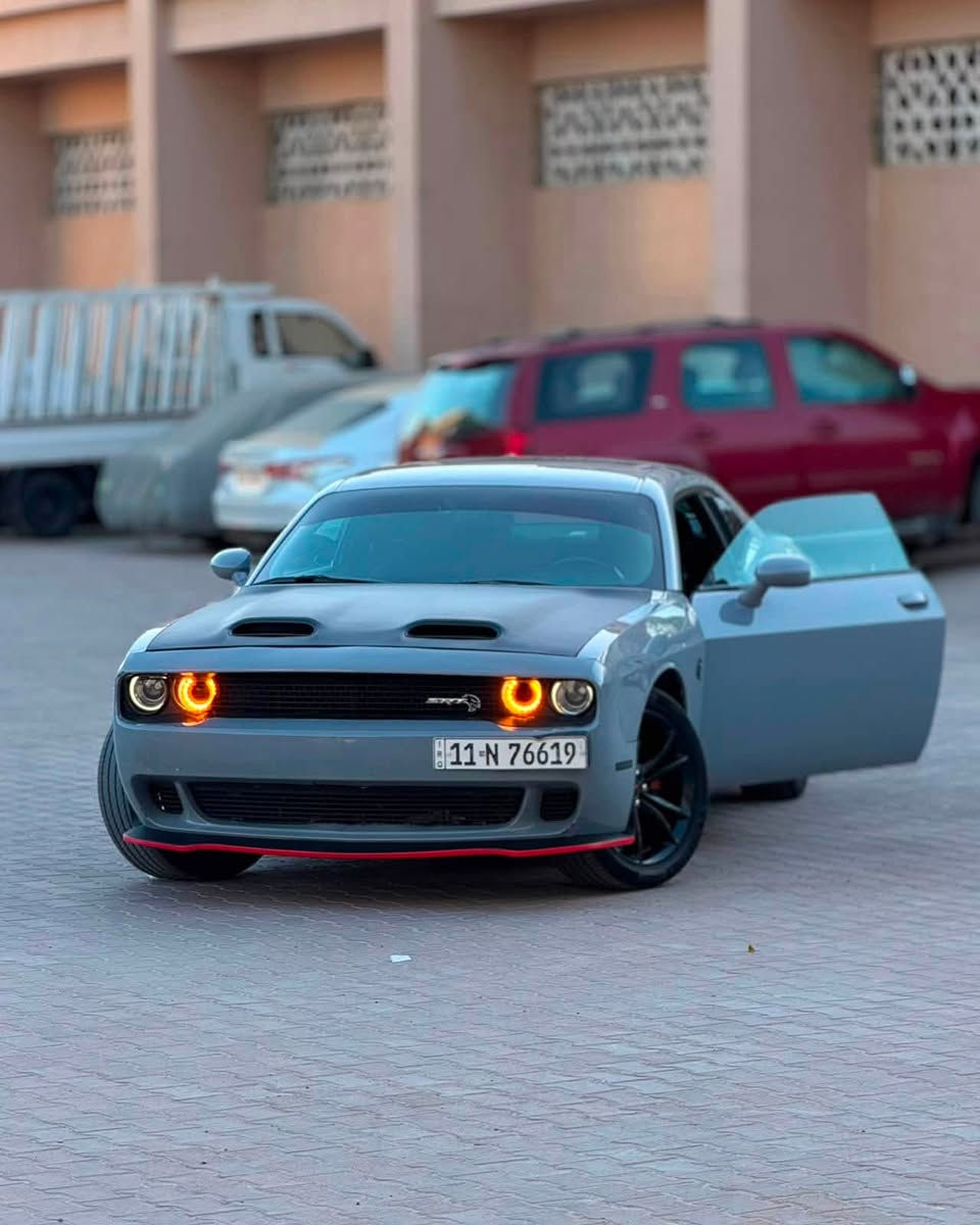 Dodge Challenger 2021 🔥
دودج چالنجر

• اللون: سموك مميز 
• المواصفات: SXT
• المحرك : 3600 - V6
• شاشة + كامرة + تشغيل عن بُعد
• باقي المواصفات المعروفة ✅
• تخم تاير مشلن 255/45/20 ويل جديد 

عليها عدسة اوزوم 250$
ادامة كاملة على السيارة

الحادث : السيارة جاملغ وبنيد صبغ فقط بدون أي إيربك
مثل ما موضح بالصور كلها باقي سليمة والسيارة مكفولة

• الممشى: 68 ألف
• المكان: السيديّة

السعر 176$ وبيه مجال

📞 *********** رصيد فقط
📞 *********** واتساب فقط
