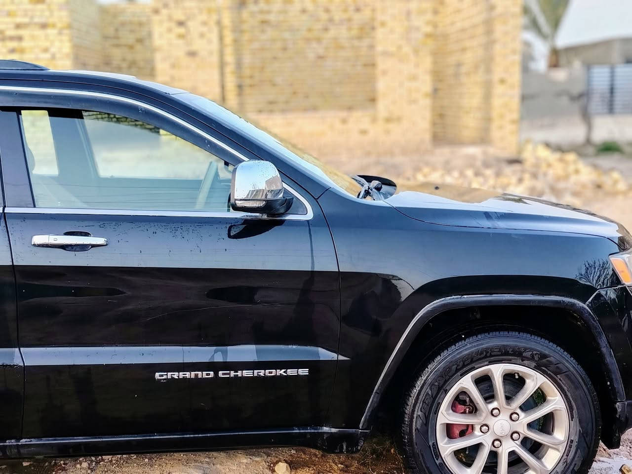 يب شيروكي ليمتد فول ماعدى الفتحه موديل 2015 رقم بابل دولي 
بصمة تشغيل وابواب تحكم فول ويل كب كشنات جلد شاشة كبيرة لمس حساسات خلفية اشاير بالمري كامرة خلفيه كشافات امامية كشنات كهربائية تبريد قطعتين رادارات جانبية فور ويل دواخل بيجي تخم تاير جديد حدادية جديده كهربائيات كلها شغاله وجديده بيخا ثلاث قطع صبغ بدون دواخل نهائيا السعر  175 وبيها مجال قليل  موبايل  ***********   ***********  اياد ابو بارق مكان السيارة بابل الشوملي
