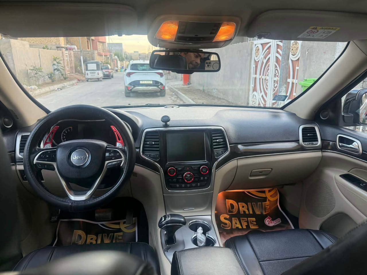 اللهم مصلي ؏ محمد والـ محمد
نوع السياره: جيب
المديل :2014
وارد : خليجي
نوع المحرك : 6سلندر
السرعه الاقصى:148km
الضرر: فقط تبديل جاملغ + جاملغ الاصلي موجود
المواصفات .
1.بنيراما
2.كشنات حار بارد
3.صندوق كهربائي
4.حساس امامي + خلفي
5.ويل حجم 20 تخم تاير حدايه
6.جكات
7. كير طيار
8. محرك + كير كفاله
9. مانع انزلاق
10. شاشه كبير
11.تشغيل عن بـ؏ـَد 
12.رقم بغداد
سياره بـ؏ـَد هوايـۃ مواصفات + سياره جهازه اخير حبايه مابيه كل نقص 
السياره عليه ادمه كامله ماتذب عليه الف بل عافيه الي ياخذهఇ . 
(السياره للبيع او مرواس حسب القناعه)
اتصال او استفسار واتساب
(***********) Singapore
