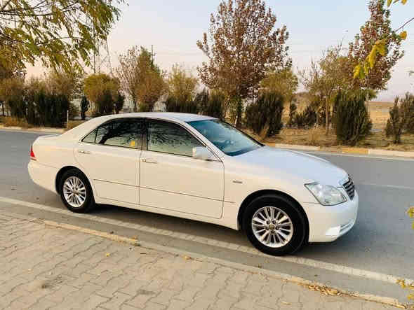 بەناوی خوای گەورە 
crown shahena royal 2005 
سەیارەکە ڕۆیاڵە فول فولە بێ سڵایدە 
٣ پەردە سەلاجە چوار کوشن کارەباو گەرم 
ماڵی دۆستە یەک چرکەی تیا نیە کامل مەسرەف و بێ خەلەل 
یەک عەیب ٥٠ دۆلار شکێنە 
بۆ پەیوەندی 
0750 181 53 08 
نرخی ٧٠ گەڵاو معامەلە بەس موسە سەیارەکە ٢ پارچەی یابانی هەیە و بەس
ئەدمین ❤️
