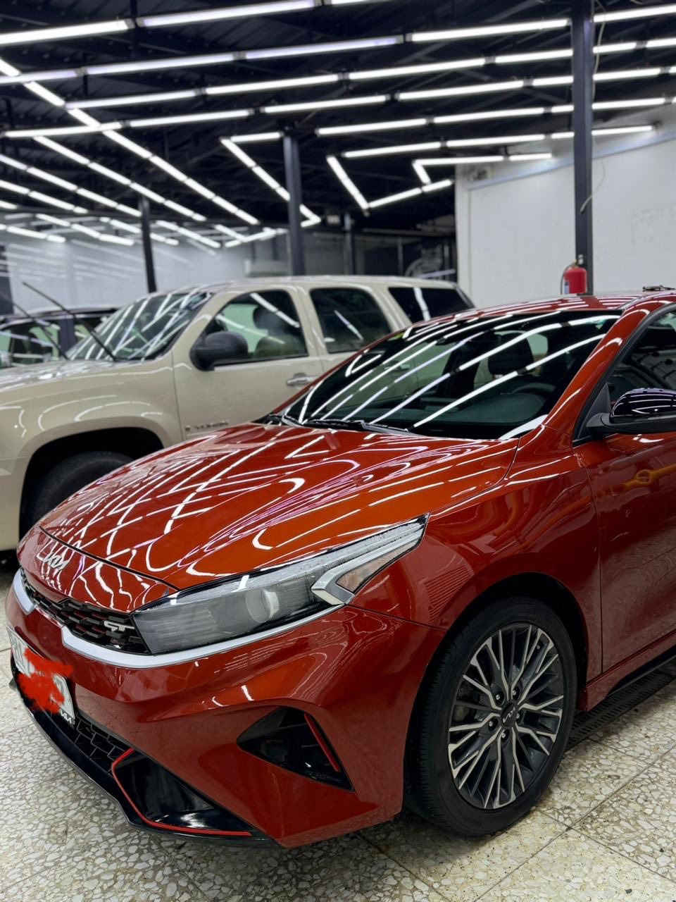 GT line 2023  ‎كيا فورتي
محرك 2000 دوش
ماشيه 18 الف
‎ضرر جاملغ ايسر ودعاميه مبدل فقط بدون شواصي وبدون لغود
✨✨✨✨
‎شاصي سليم دواخل سليم💯 
‎ايرباكات سليم 💯 
جديده السياره بمعنى الكلمه
سنويه جديده باسمي
كير + محرك مكفول 💫
 ✨✨✨
‎مواصفات GT line 👇
‎بصمة
فتحه
‎تشغيل عن بعد
ابواب بصمة
‎تبريد قطعه
‎ليد خلفي و امامي
‎لايتات زينون فرشة
‎شحن وايرليس Wireless
‎شاشة كبير
‎كاميرا
‎رادار امامي و خلفي
‎رادار جانبي
‎حساس 
‎ويل كب
‎بلاجكتور
‎تحكم ستيرن
‎تحديد السرعة
‎تحديد المسار
‎نظام سمارت
‎نظام SPORT🔥
توقف ذاتي 
صندوق بصمه وفتح ذكي

السعر 180 وبيه مجال
العنوان: حي الجامعه
للاتصال : ***********
