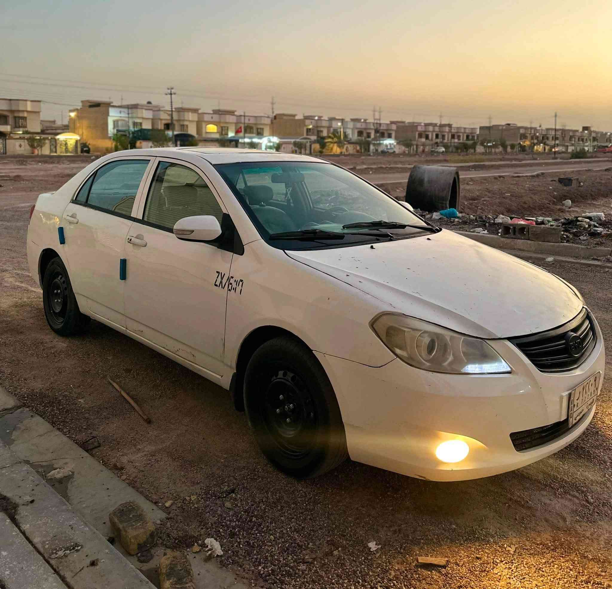 🚘 للبيع | BYD موديل 2014
✅ مكينة وكير كورلا “بيكاتشو” 1800cc
✅ فول مواصفات
✅ كشنات جلد
✅ فتحة سقف
✅ نظام صوت + ربط هاتف
✅ تبريد استوه مسوي

الملاحظات:

* ضربة جاملغ خلفية فقط.
* بيها أخياسات، موضحة بالصور.
* المكينة بيها خيط تبخير.
* النسوية منتهية (مشروع وطني).

كل التفاصيل مصورة ومذكورة حتى ما أتعبك ولا تتعبني ❤️

💰 السعر: 45 ورقة (بيه مجال بسيط للجاد)

📍 الموقع: البصرة – أبو الخصيب الوسطي

📞 للاستفسار: ***********
