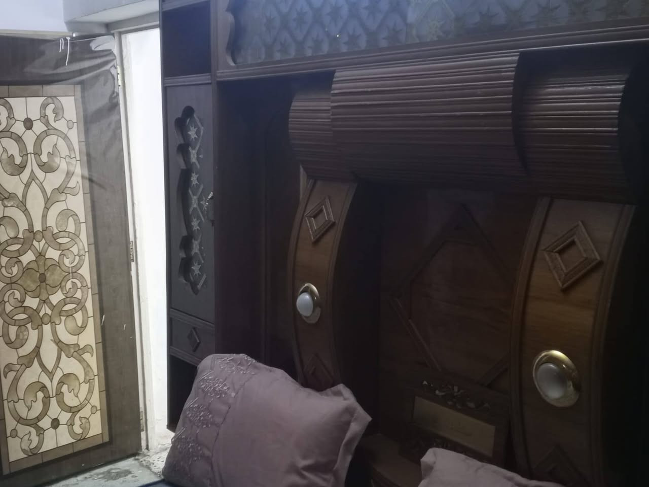 يوجد غرفه اخشاب للبيع
معرفه السعر التواصل خاص
الرقم ***********
