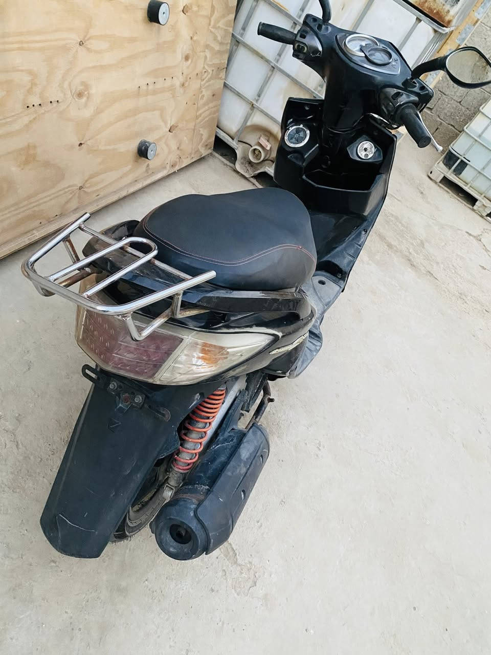 سكنس فحل البيع نضيفه بيه بل ميه لا مفتوحه ولا مجفته أو كل عله وكلت الشركه مكاني بغداد جسر ديالى الستفسار ***********
