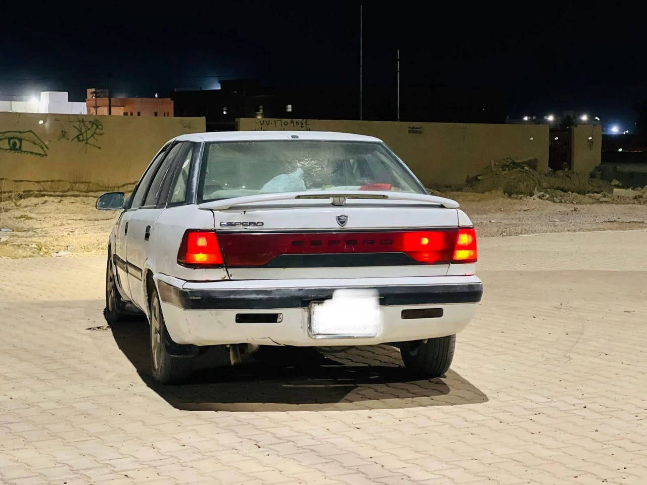 السلام عليكم
دايو اسبيرو موديل 1992 
لون ابيض
محرك  1600 مسكر 
كير عادي 
تايرات صدر زينات 
كير محرك خير من الله 
رقم كركوك  سنوية كارتونية السياره جاهزه يعوزها نواقص بسيطة جداً 
للبيع او المرواس حسب القناعة 
السعر 20 وبيها مجال 
مكاني تكريت القادسية 
هـ ***********
هـ ***********
