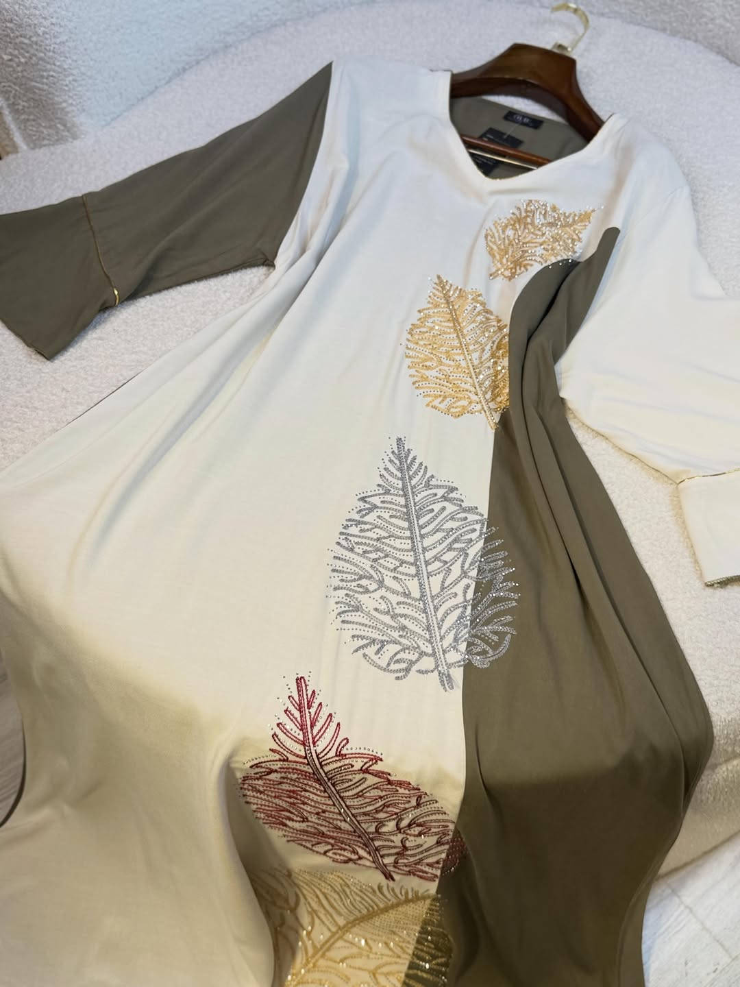 الــسعر8000الــف♥️✨
القياسات(L,xl,2x)

للحجز و الاستفسار التواصل على الأرقام واتس اب 

***********
***********
***********
***********

توصيل بغداد  5000
توصيل محافظات  5000
