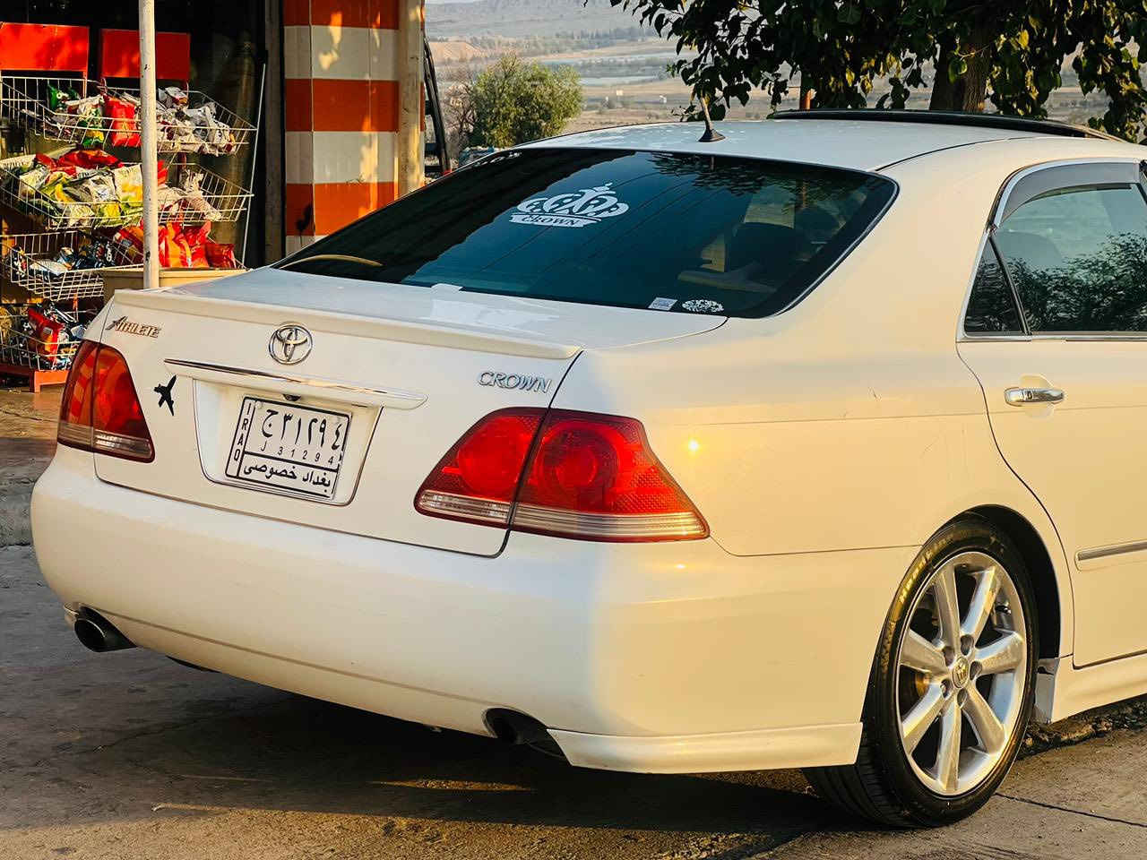 شاهینەی لۆۆکک
موسسسسس 
٢٠٠٥
مەکینە گەوری١٨٢ بێ دوکەڵ .
سەیارەکە قەپات مواسەفاتە 
جڵدو سڵایدو هیتەر
ئاوێنە ئیشارەتو ویل دینگەی ئیستیلە  
گێڕو مەکینەی لۆکە
٣ پارچەی ئەوروپای هەیە  
سەیارەکە ٢٥٠
مەسرەفی تیا نییە.. 
ئەشیای ناو سنوقی کامل تیایەو . 
موشتەری نیییی سەرمان مەیەشێنە. 
سعر65 مەجالی برایانە
***********
ئەدمین❤️
