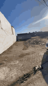 السلام عليكم قطعه واجهه 10 نزال 17
عل شارع  تصاال على رقمي *********** قرار محكمه 
تبليط بل باب
