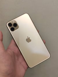 ايفون ١١ برو ماكس • مبدل شاشة • بطارية ٨٢