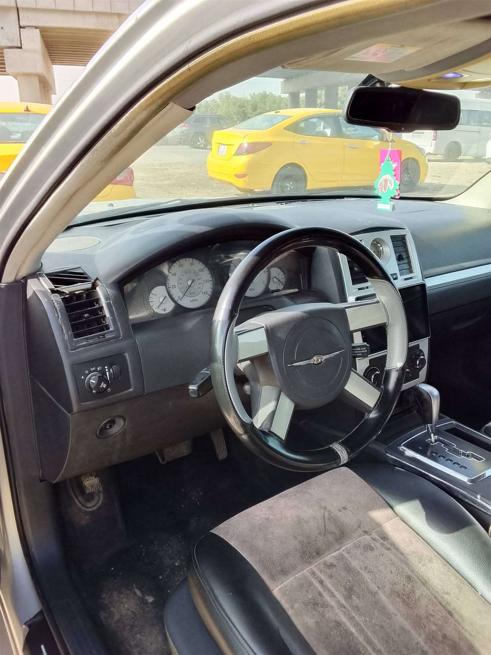 سلام عليكم اوباما موديل 10اصل رقم اربيل باسمي سياره خير من الله كير مكينه تخم تاير بدون حادث بيها قطعتين صبغ فقط
السعر 125
***********
