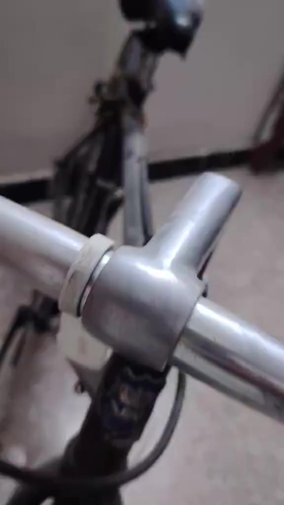 السلام عليكم بايسكل سي700 بيع او مراوس بناتي جاهز للاخير ترايك كبل للشارع نقص بس واير كير واير بريك جاهز كير مكينة تايرات كلة شغال العنوان بغداد الشرطة الرابعة اي ستفسار متواجد خاص *********** السعر 145
