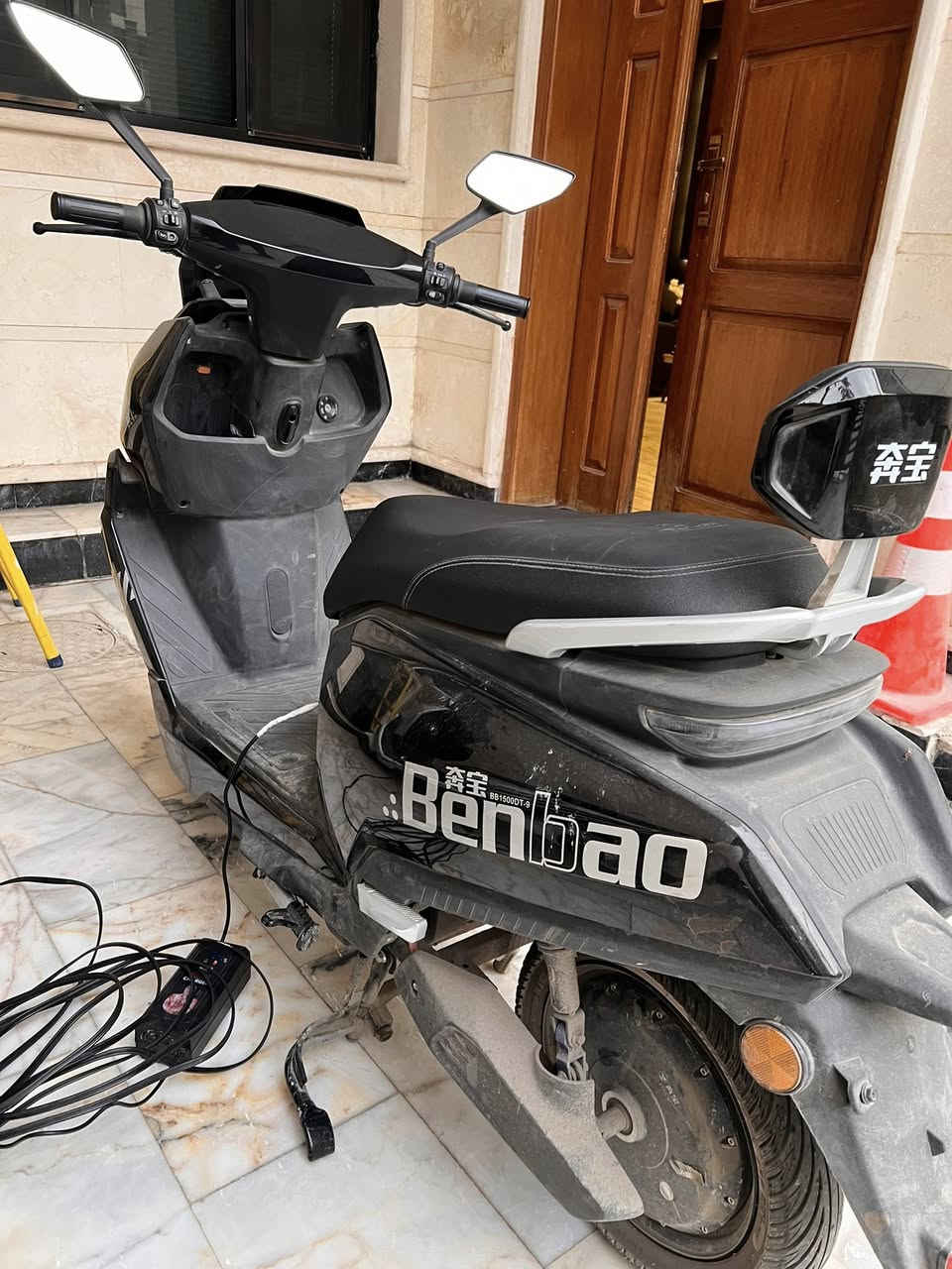 السلام عليكم
دراجة شحن بطاريات 6 مسطرة حجم 32 امبير 
تاير 12
ملف 2000 
ماشية 6 الاف 
نظيفة وحلوة نقصها بس الشاشه تضوي بس واگفه متقره ارقام 
مكاني بغداد المنصور 
السعر 750 الف 
***********
