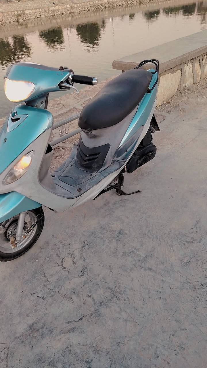 السلام عليكم ورحمة الله وبركاته الجميع دراجه ماكس منغولي الدراجه كله شغاله اي نقص مابه سلف هندر شلع معدل فول مكينه خرسه وبشرط مكانه قرب جسر الثوره السعر ٥٥٠ الاتصال ***********
