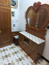 غرفة طابقين • ٦ أبواب • صاج عراقي