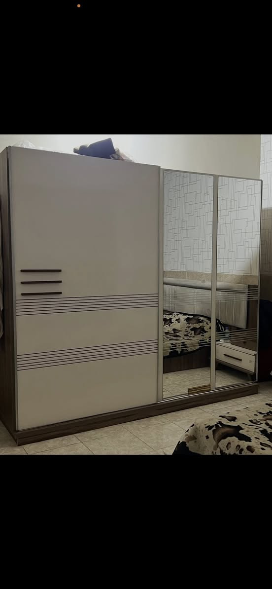 غرفة نوم نفرين للبيع/ الغرفة مستعملة لكن نظيفة ،فقط يحتاجلها صوميا / اربيل


**إذا كنت صاحب هذا الإعلان وتريد حذفه لأي سبب، رجاءا أرسل رسالة إلى الدعم الفني**