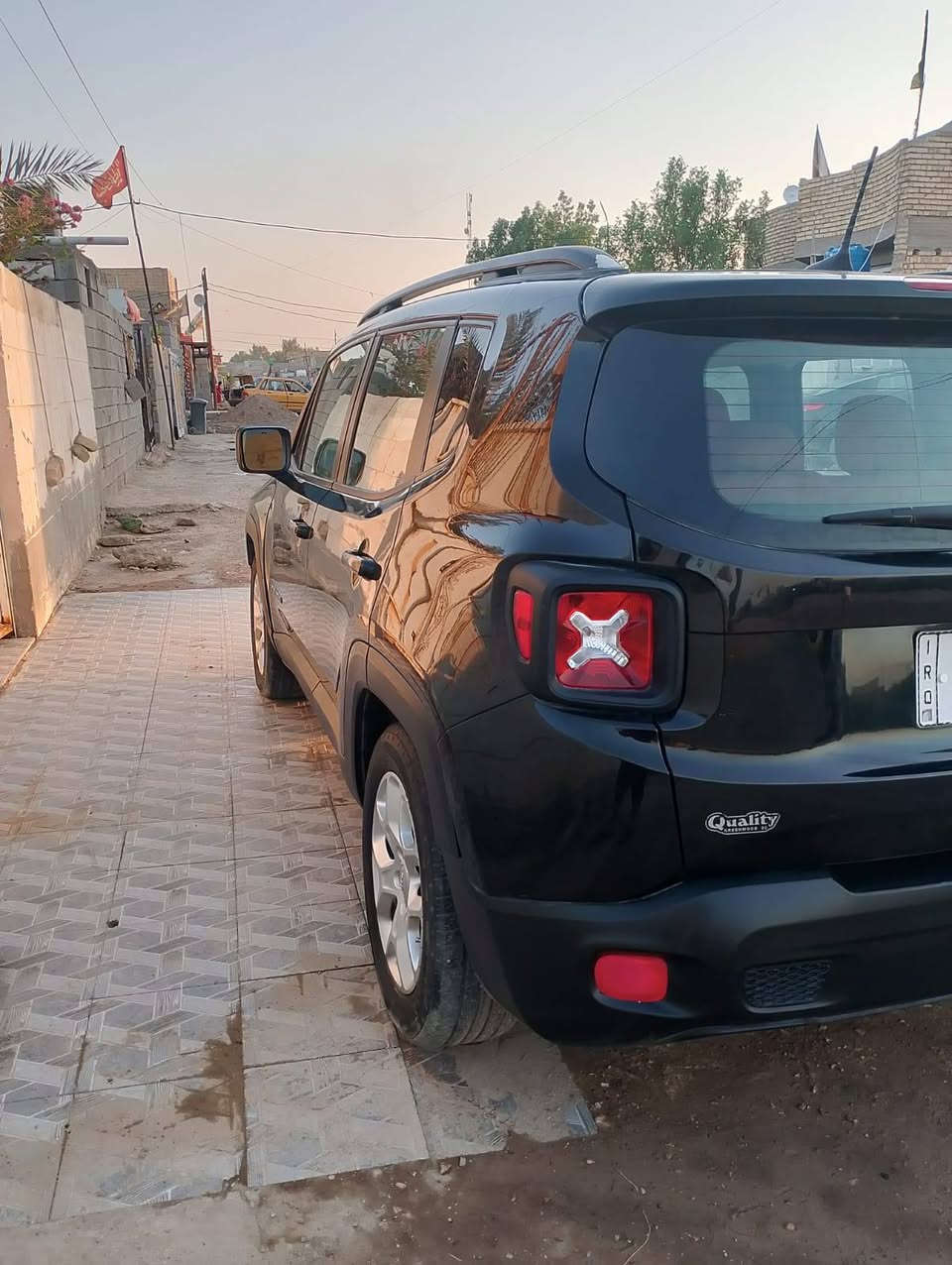 السلام عليكم 
جيب رينكد2017  للبيع فقط 
رقم بغداد لون اسود 

محرك 2400 كير +محرك مكفولات 

السيارة رقم وهزة جديدات بسمي تحويل ثاني يوم 
تبريد +تدفئة 
المواصفات معروفة
سايد بريك بصمة
شاشة اعطال وقياس
ABS
السيارة 2 ويل 
جام اوتو 
مري كهرباء 
بيهة بعد هواي مواصفات
راديتر ما صار الهة شهر مشدودة جديدة
ولف حماوة جديد اصلي
مراوح مبرمجة
تخم تاير جديد  
السعر اتصل 
***********
‏‪***********‬‏
  
___________________
العنوان / واسط عزيزية
