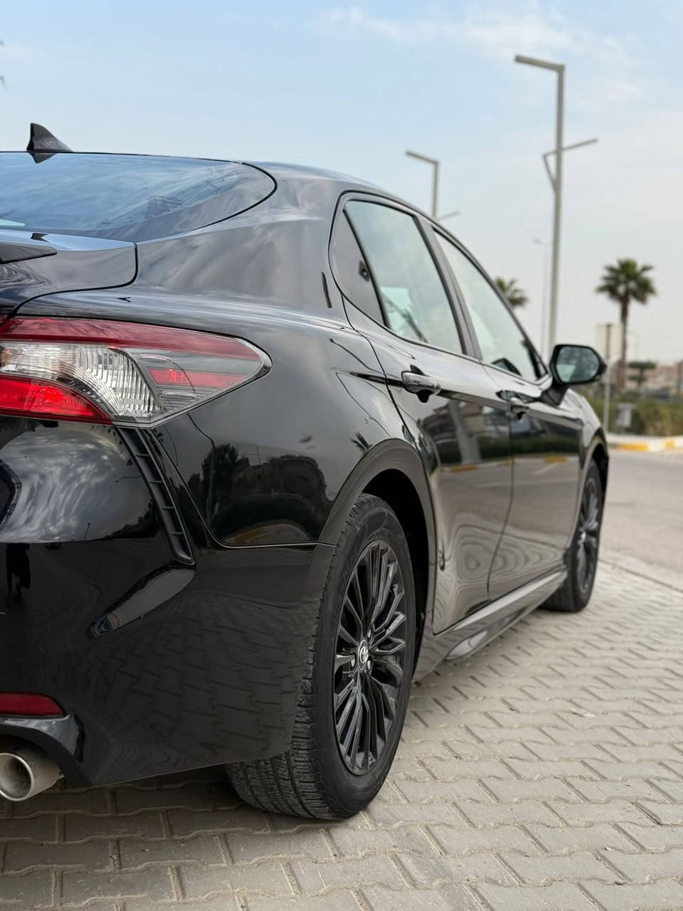 كامري ٢٠٢٣ فور ويل ماشية ٨٨ الف كيلو
بلاك ادشنSe
قطعتين صبغ جاملغ وبنيد وارد امريكي رايدها اب 175.
للتواصل :***********
               : ***********
