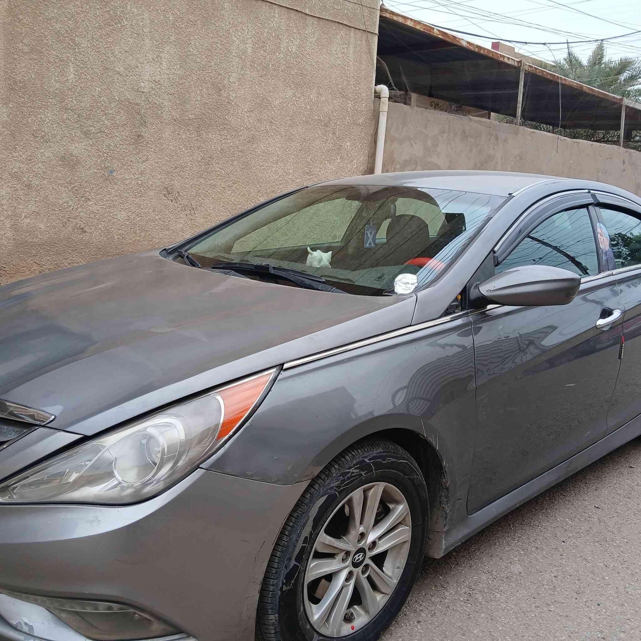 السلام عليكم
سيارة سوناتا موديل ٢٠١٤ 
السعر ١١٠ وبيها مجال 
المكان بغداد الزعفرانية
للاتصال 

***********
