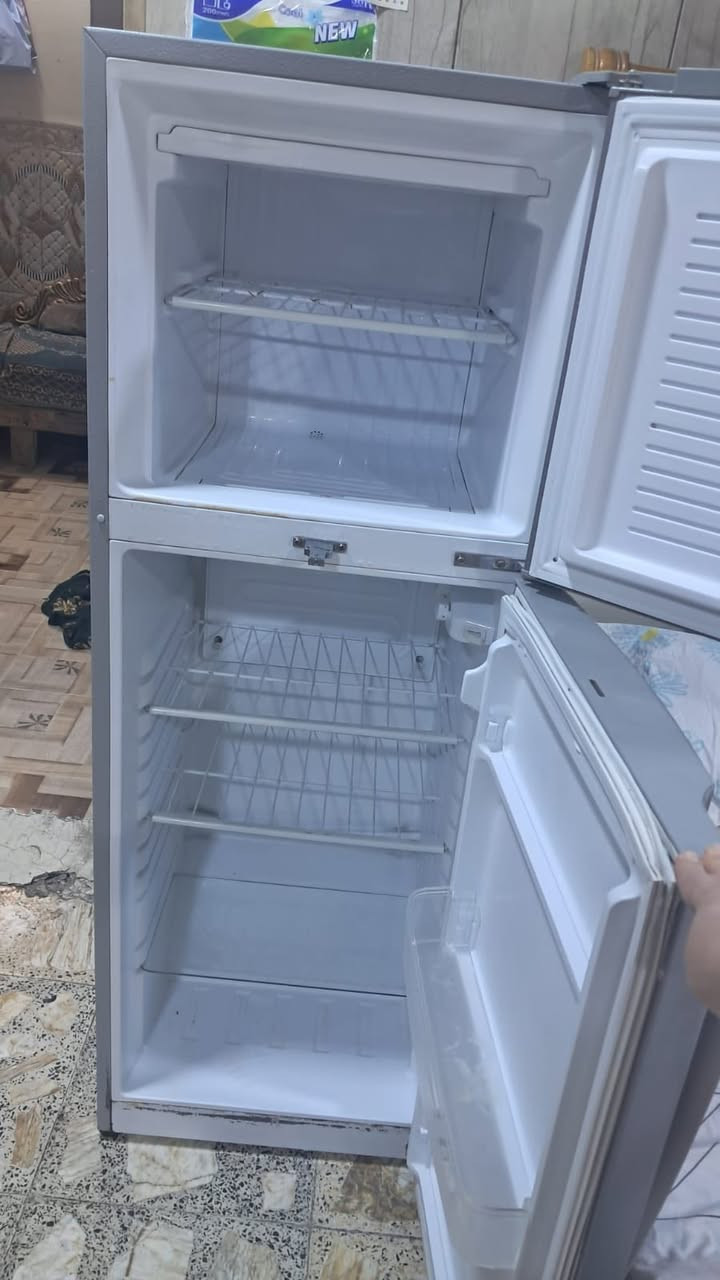 السلام عليكم ثلجه للبيع بسعر 160
استخدام شهر الي يريدها خاص


**إذا كنت صاحب هذا الإعلان وتريد حذفه لأي سبب، رجاءا أرسل رسالة إلى الدعم الفني**